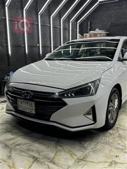 هیوندای ئەلەنترا